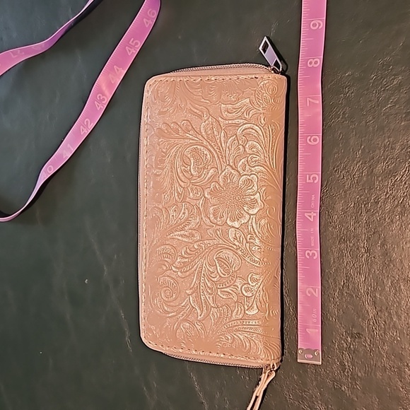 Small Purse Clutch - Picture 4 of 5